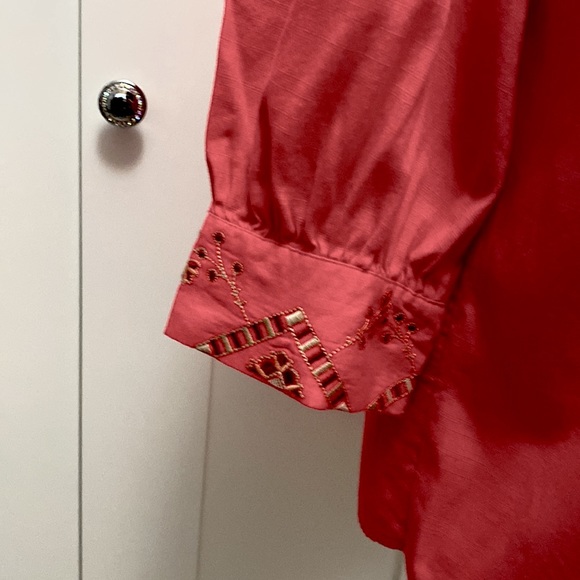 NEW! MED Pink Know Rose Embroidered Half Button Front Mid Sleeve Oversized Top - Picture 4 of 7